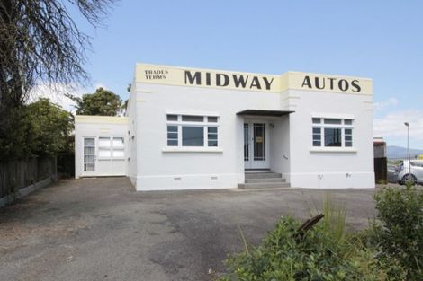 Photo of property in 362 Oxford Street, Levin, 5510