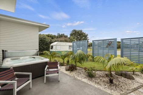 Photo of property in 15 Ti Tree Place, Mangawhai Heads, Mangawhai, 0505
