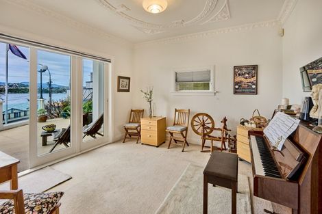 Photo of property in 412 Evans Bay Parade, Hataitai, Wellington, 6021