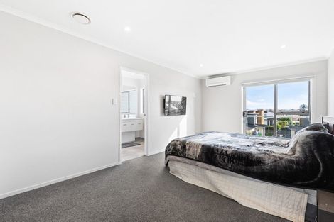 Photo of property in 120 Hobsonville Point Road, Hobsonville, Auckland, 0616