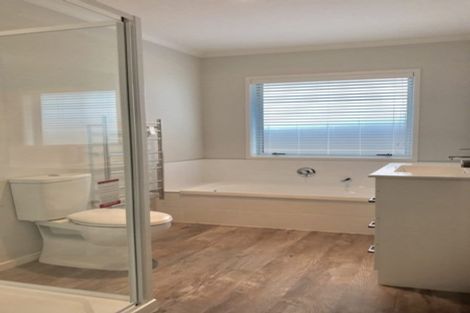 Photo of property in 18 Sabre Street, Papamoa Beach, Papamoa, 3118