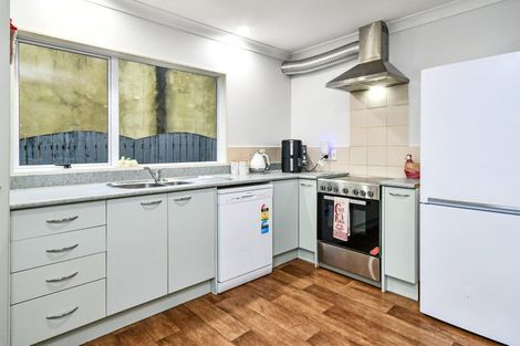 Photo of property in 30b Wellington Street, Pukekohe, 2120