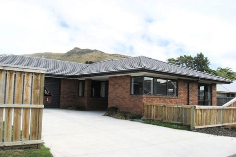 Photo of property in 2 Castleview Lane, Heathcote Valley, Christchurch, 8022