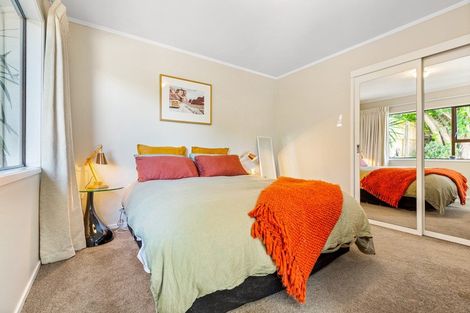 Photo of property in 1/71 Oaktree Avenue, Browns Bay, Auckland, 0630