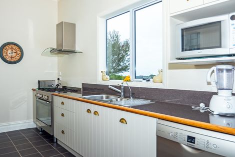 Photo of property in 290 Church Street, West End, Timaru, 7910