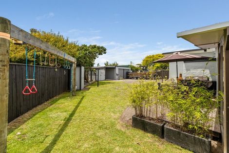 Photo of property in 22 Villa Place, Bell Block, New Plymouth, 4312