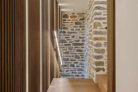 Photo of property in 9 Earnslaw Terrace, Queenstown, 9300