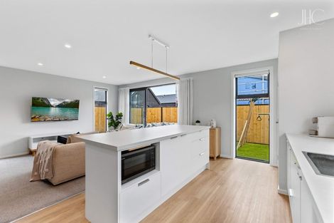 Photo of property in 60 Wooing Tree Avenue, Cromwell, 9310