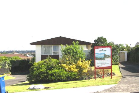 Photo of property in 3/64 Seaview Road, Castor Bay, Auckland, 0620