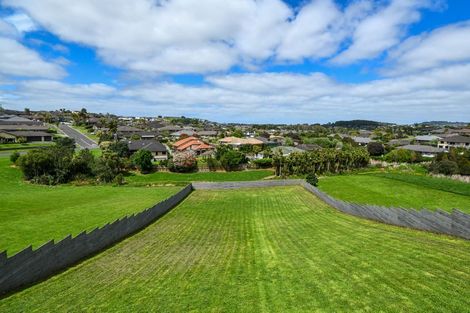 Photo of property in 29 Ina Ville Drive, Pukekohe, 2120