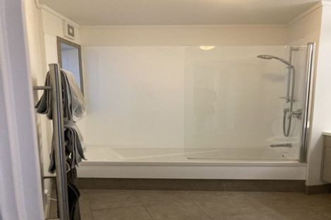 Photo of property in 2 Gowrie Street, Brooklyn, Wellington, 6021