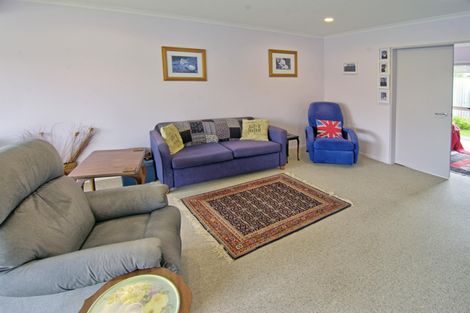 Photo of property in Holdsworth Villas, 12/2 William Donald Drive, Solway, Masterton, 5810