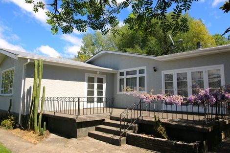 Photo of property in 19 Ongo Road, Hunterville, 4730