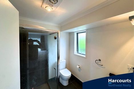 Photo of property in 6 Walnut Road, Riverhead, 0820