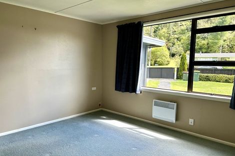 Photo of property in 22 Tombleson Road, Lake Rotoma, Rotorua, 3074