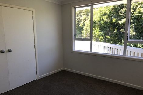 Photo of property in 704a East Coast Road, Pinehill, Auckland, 0632