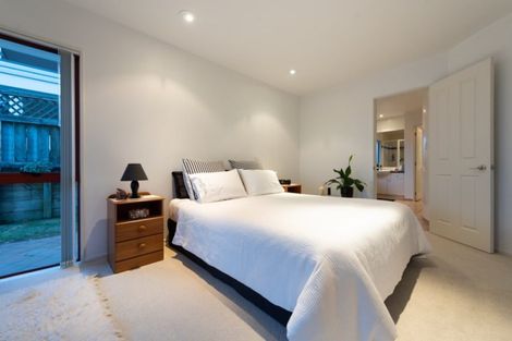 Photo of property in 126a Marine Parade, Mount Maunganui, 3116