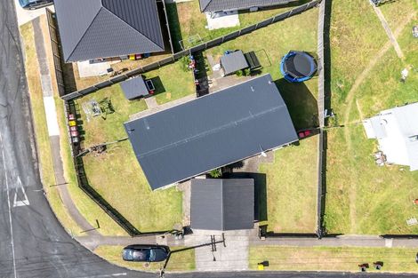 Photo of property in 22 Cook Street, Marfell, New Plymouth, 4310