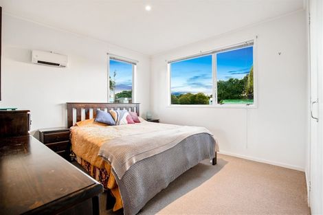 Photo of property in 529 Swanson Road, Ranui, Auckland, 0612