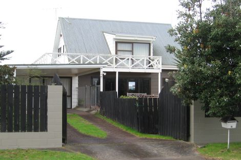 Photo of property in 12 Shamrock Crest, Omaha, 0986