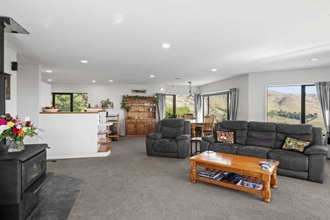 Photo of property in 18 Rockview Place, Mount Pleasant, Christchurch, 8081