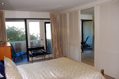 Photo of property in Highwic, 3/32 Hobson Street, Thorndon, Wellington, 6011