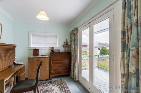 Photo of property in 17 Euston Street, Riccarton, Christchurch, 8041