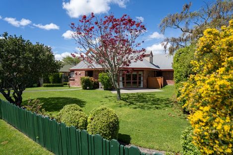 Photo of property in 1 Longfellow Street, Leamington, Cambridge, 3432