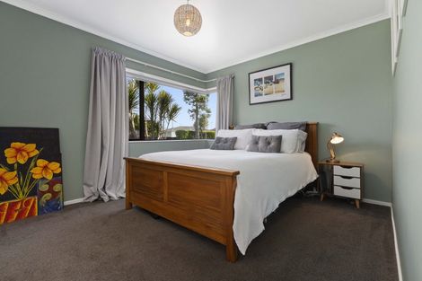 Photo of property in 20 Churchill Terrace, Waiuku, 2123