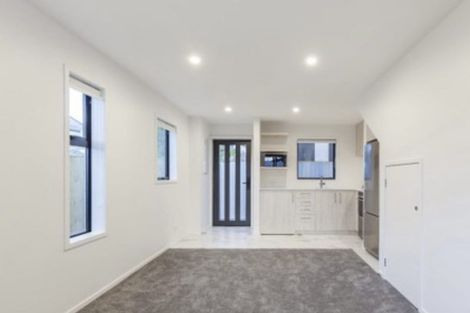 Photo of property in 1/22 Yeovil Road, Te Atatu Peninsula, Auckland, 0610