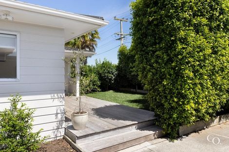 Photo of property in 17 Links Avenue, Mount Maunganui, 3116