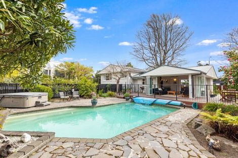 Photo of property in 90 Clyde Road, Ilam, Christchurch, 8041