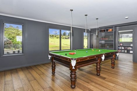 Photo of property in 1568 Old North Road, Helensville, 0875