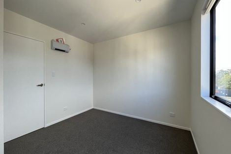 Photo of property in 6/476 West Coast Road, Glen Eden, Auckland, 0602