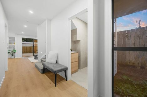 Photo of property in 1b Mamuku Drive, Massey, Auckland, 0614