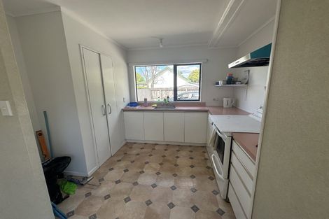 Photo of property in 91b Oakfield Crescent, Pukete, Hamilton, 3200