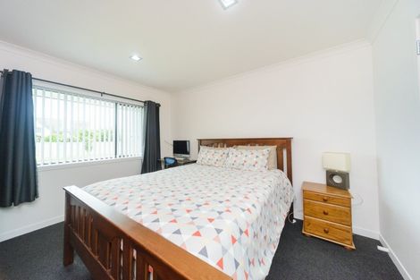 Photo of property in 14 Pegasus Place, Kelvin Grove, Palmerston North, 4414