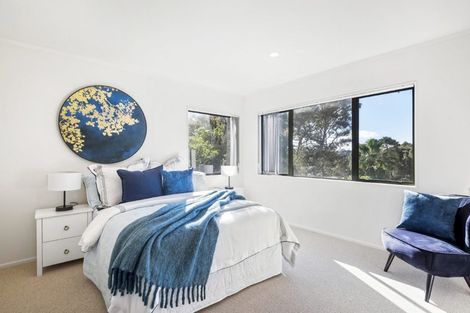 Photo of property in 2/100a Verran Road, Birkdale, Auckland, 0626