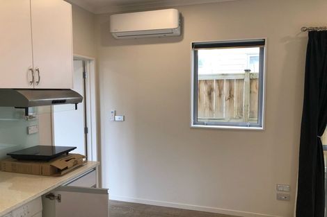 Photo of property in 20 Drumbuoy Drive, Flat Bush, Auckland, 2019