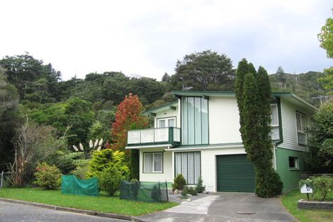 Photo of property in 44 Chichester Drive, Pinehaven, Upper Hutt, 5019