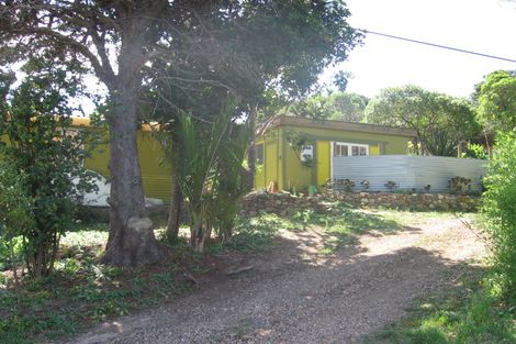 Photo of property in 8 Makora Avenue, Oneroa, Waiheke Island, 1081