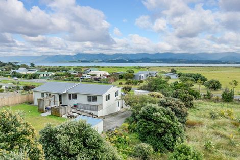 Photo of property in 108 Lake Ferry Road, Lake Ferry, Featherston, 5772