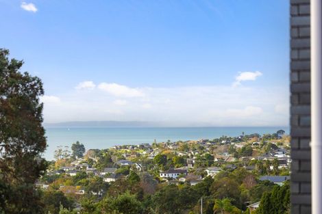 Photo of property in 1/19 Danbury Drive, Torbay, Auckland, 0630