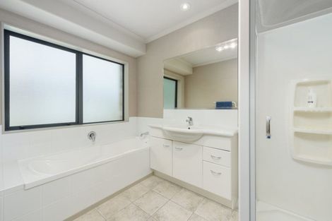 Photo of property in 7 Donelle Place, Te Puke, 3119