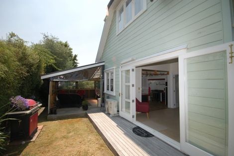 Photo of property in 68 Matuku Street, Two Mile Bay, Taupo, 3330