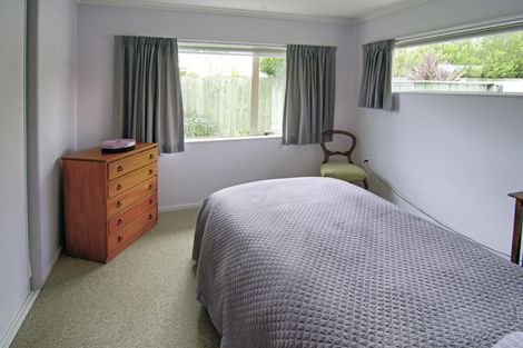Photo of property in Holdsworth Villas, 12/2 William Donald Drive, Solway, Masterton, 5810