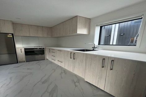 Photo of property in 2/41 Collingwood Street, Waterloo, Lower Hutt, 5011