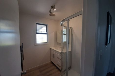 Photo of property in 1 Alan Avenue, Henderson, Auckland, 0610