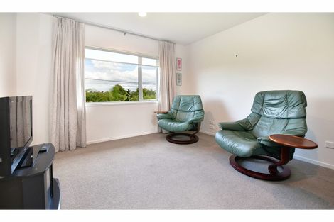 Photo of property in 8 Bayview Park Lane, Orewa, 0931