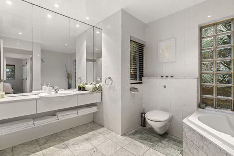 Photo of property in 170 Attwood Road, Paremoremo, Auckland, 0632